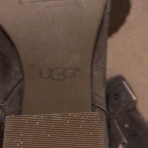 Brown Ugg boots - Picture 3 of 3